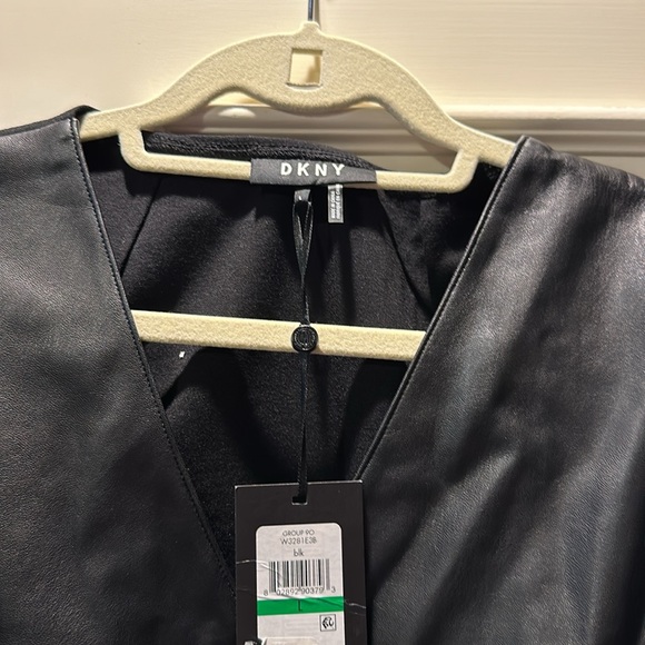 Top - Picture 2 of 3